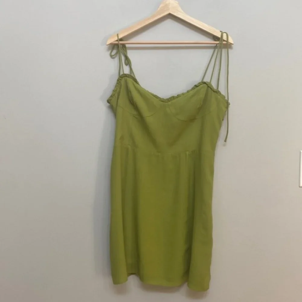 Aritzia Wilfred Green Sleeveless Self Tie Smock Mini Fable Dress Size 14 - Picture 4 of 9